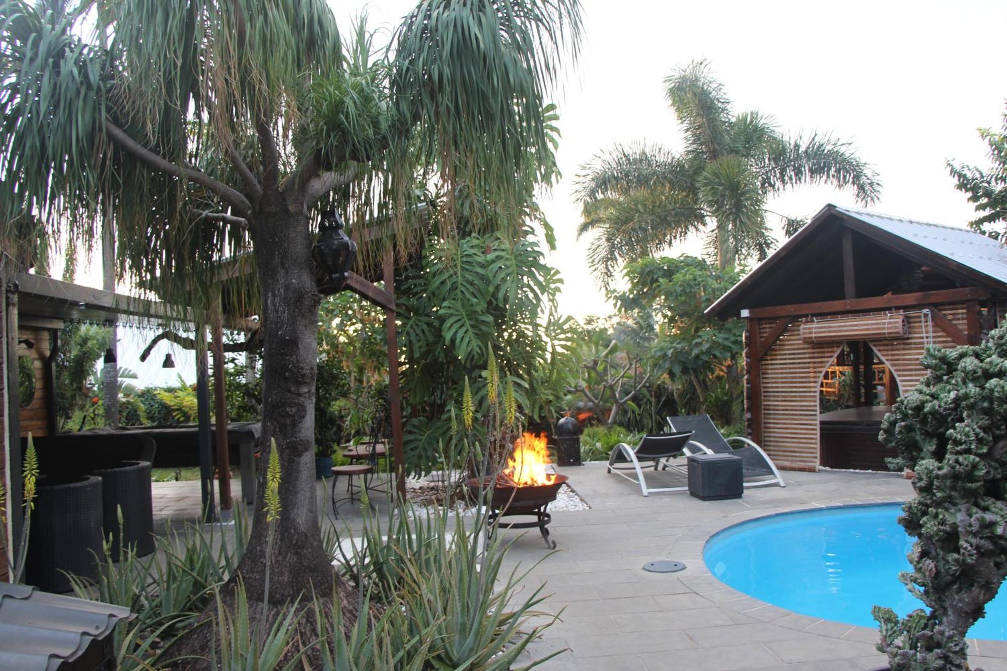 La Liane De Jade 974-Lodge Le Palissandre - Jacuzzi Privatif - Piscine Chauffee Le Bois de Nefles  Luaran gambar