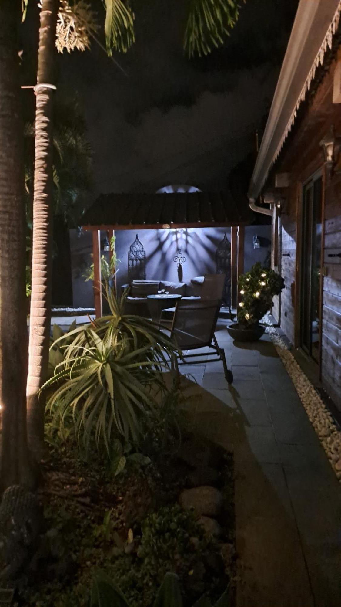La Liane De Jade 974-Lodge Le Palissandre - Jacuzzi Privatif - Piscine Chauffee Le Bois de Nefles  Luaran gambar